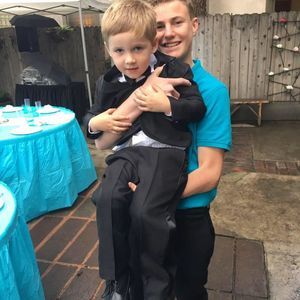 Meet your Posher, Ammon